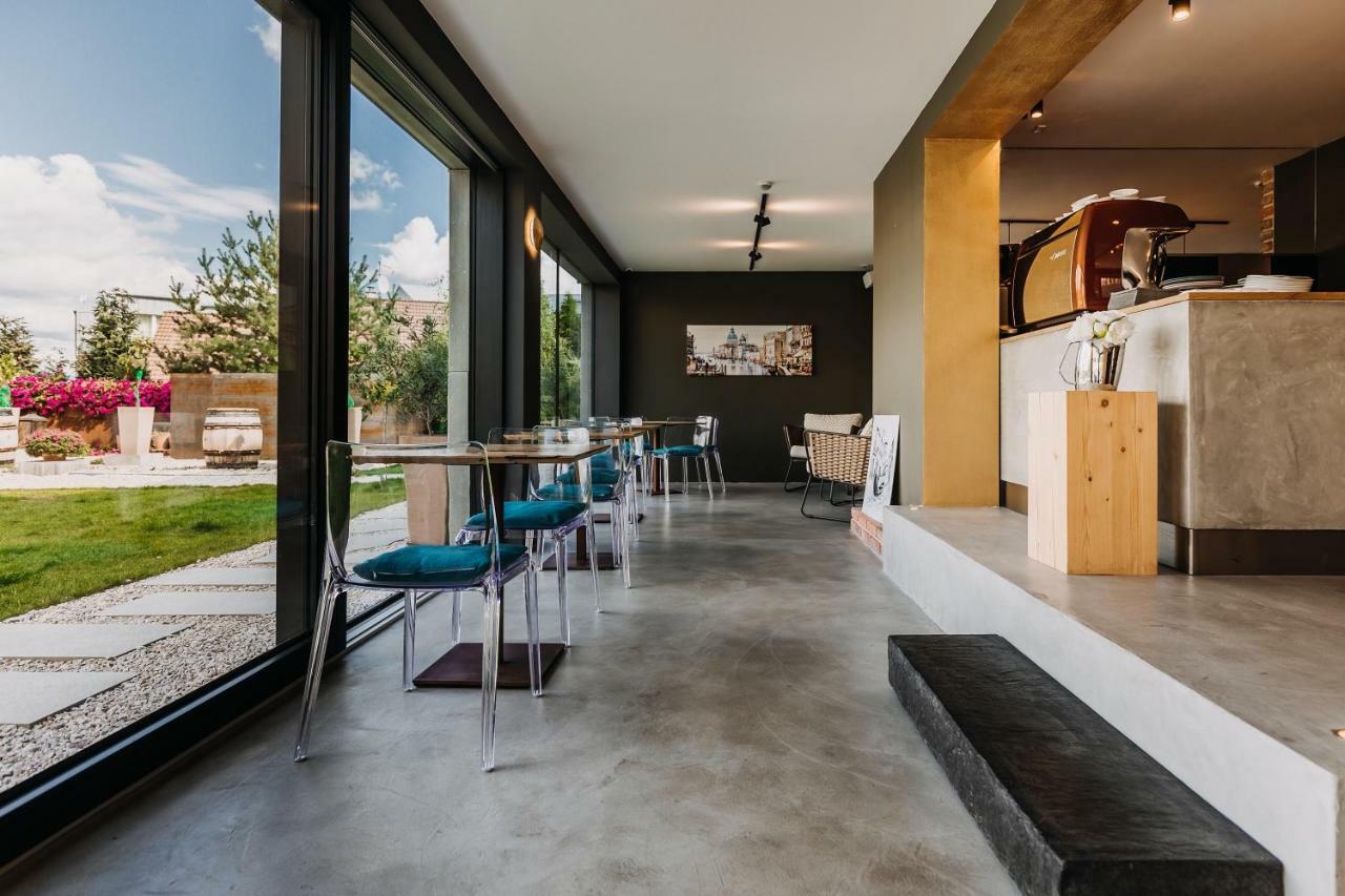 Villa Bricola - Boutique Apartments KLV Exterior foto